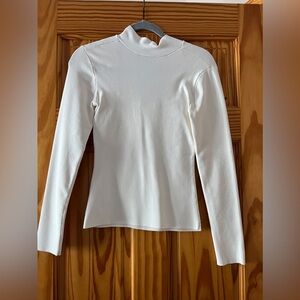 Bcbg max azria stretchy bow top with tags